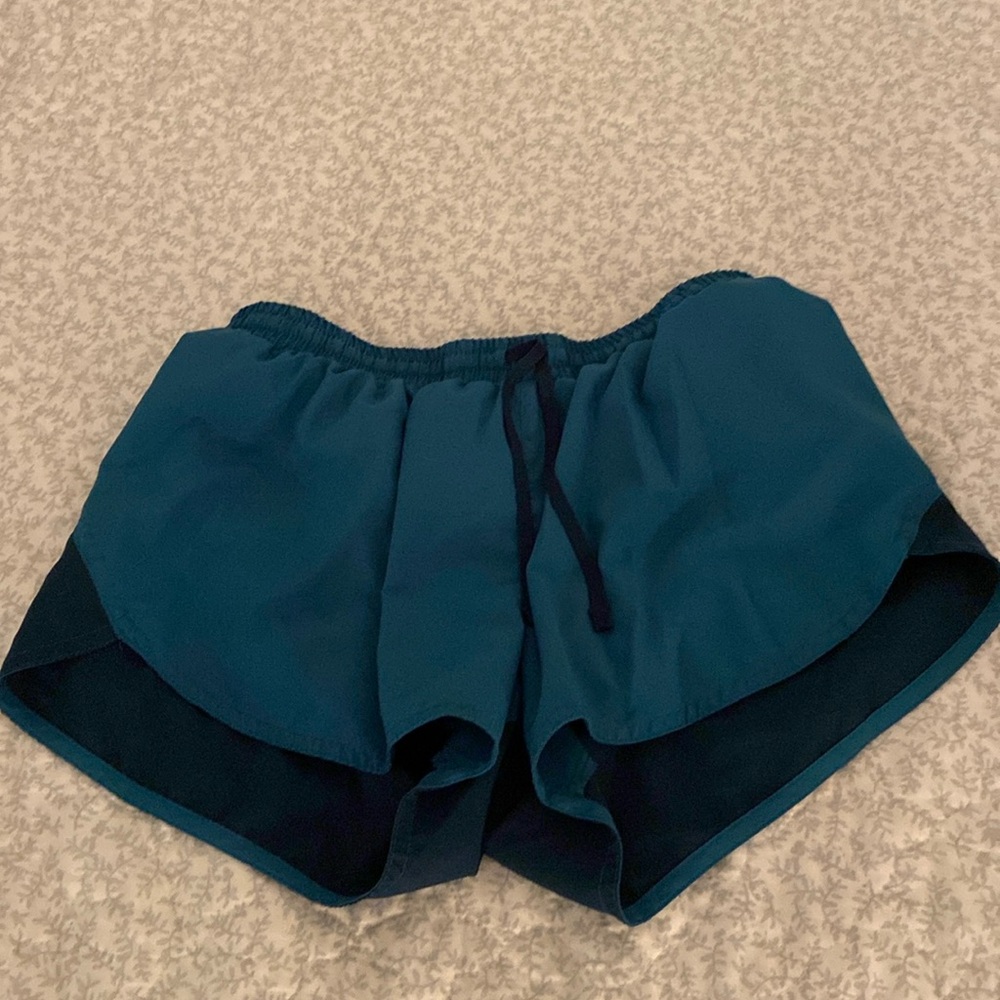 Of navy shorts